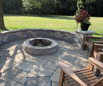 OUTDOOR LIVING SPACES (PATIOS, PERGOLAS, FIRE PITS)